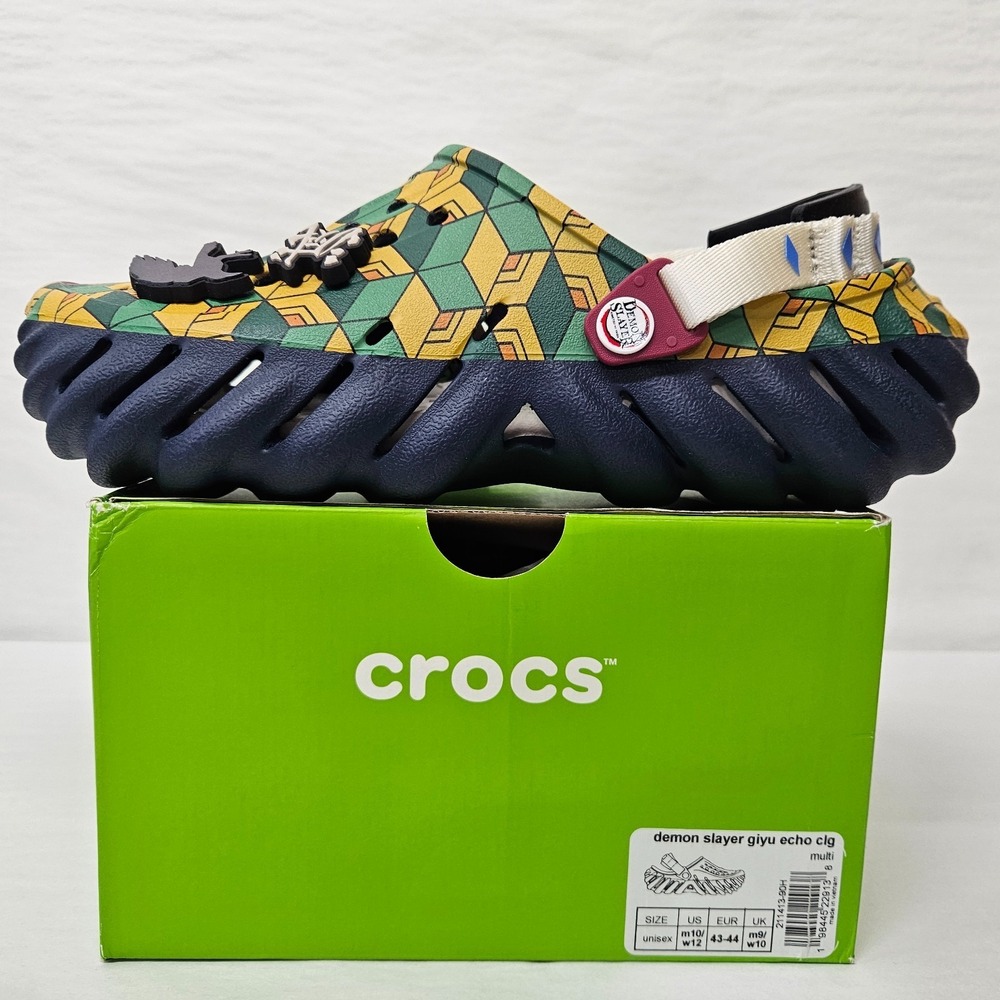 Crocs Echo Clog Demon Slayer Giyu Tomioka 211413-90H Burgundy Navy Men's Size 10